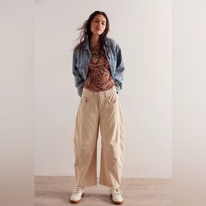 We The Free Good Luck Mid-Rise Barrel Jeans Light Blue Corduroy Button Fly 28